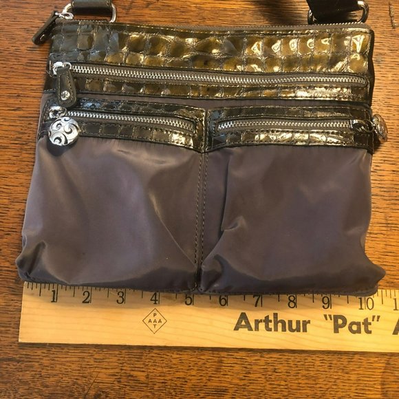 Brighton Crossbody Purse Outside pockets Weatherproof Faux Alligator Skin Hiking - Picture 12 of 13